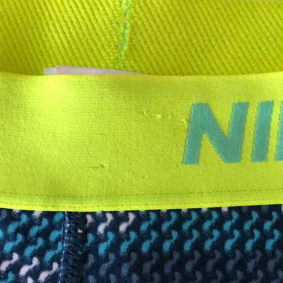 Nike Pro tights - Picture 4 of 4